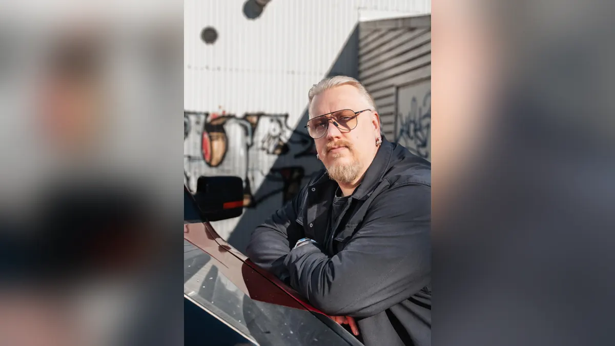 Arttu Wiskarin promokuva